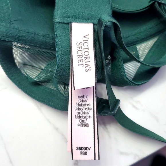Victoria's Secret 36DDD Demi Bra, Emerald Green w/ Golden stitching 😍 Like New - Picture 5 of 15